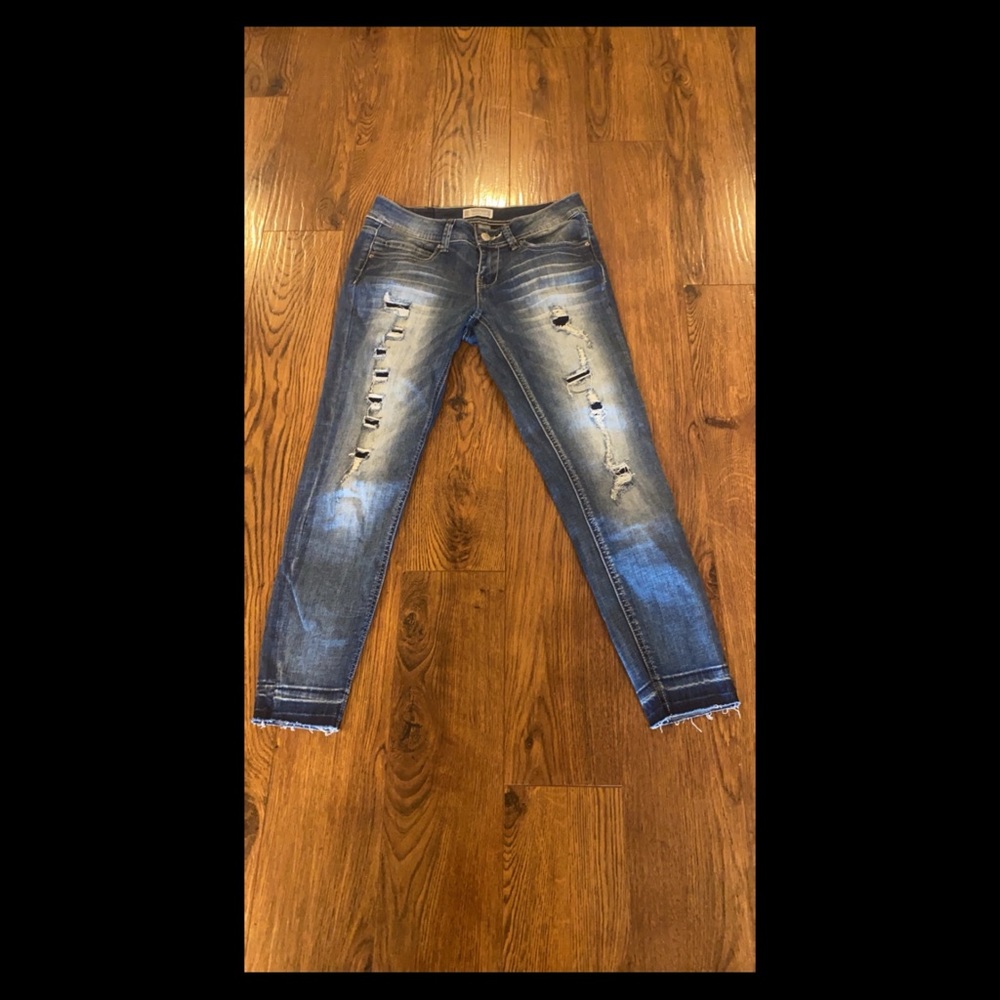 Low- waisted Jeans
